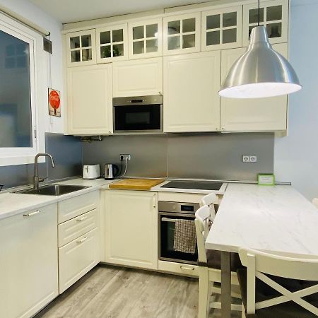 Modern Apartment In Central Romantic Quarter San Sebastian Buitenkant foto