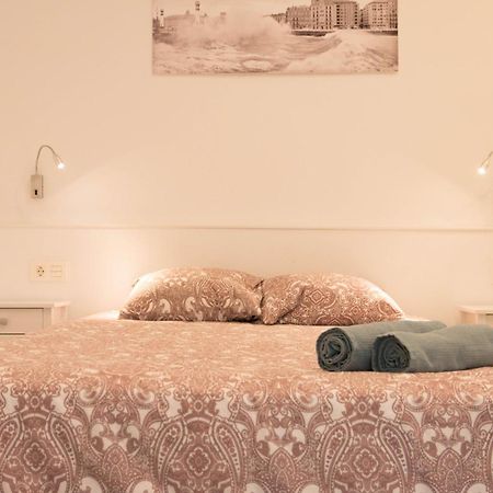 Modern Apartment In Central Romantic Quarter San Sebastian Buitenkant foto