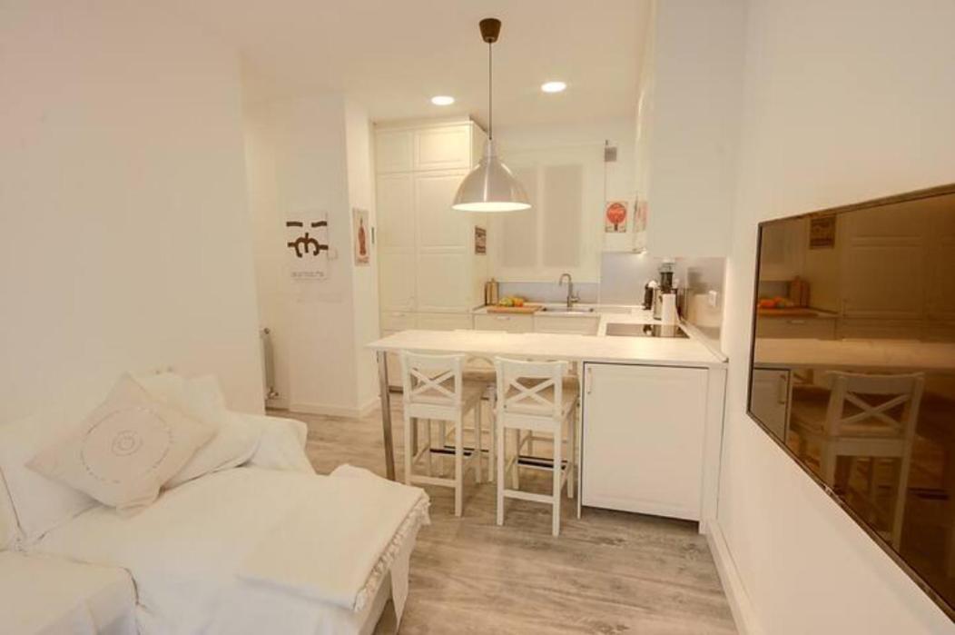 Modern Apartment In Central Romantic Quarter San Sebastian Buitenkant foto