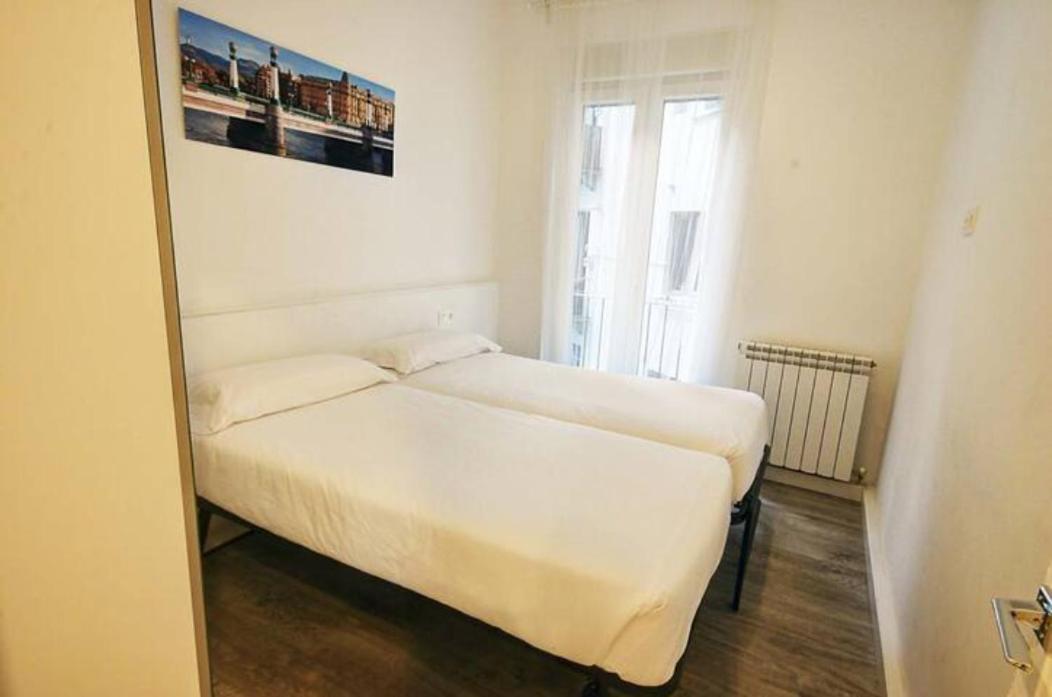 Modern Apartment In Central Romantic Quarter San Sebastian Buitenkant foto